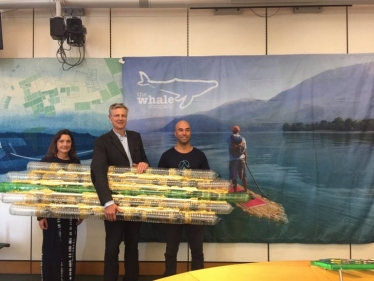 Zac Goldsmith MP supporting The Whale Company's plan to paddle the length of the River Thames 